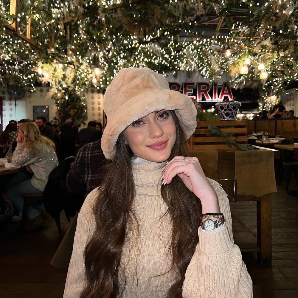 Meet your Posher, Sammi